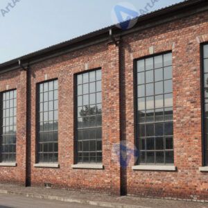 Старый кирпичный склад