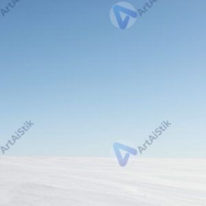 Плавный переход от нежно‑голубого к белому