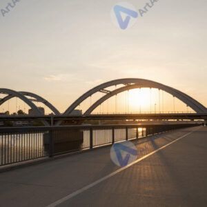 Мост с арками и пешеходной дорожкой сбоку