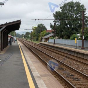 Железнодорожная станция в пригороде