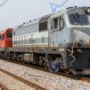 Железнодорожное депо с локомотивами на ремонтных путях.