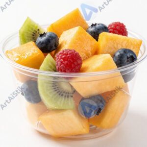 Фруктовый салат в прозрачной чашке