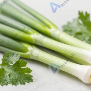 Зеленый лук и кинза на светлом фоне