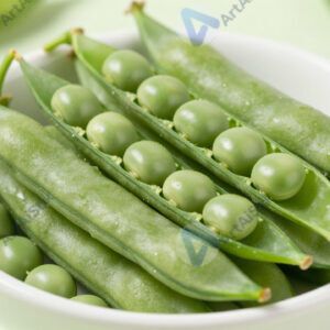 Стручковая фасоль и горошек в миске