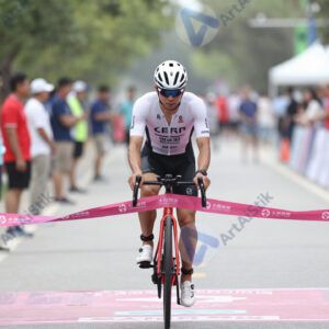 Финиш триатлонной гонки