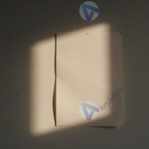 Свет от одного источника освещает только половину объекта, вторую скрывает тень. Свет от одного источника освещает только половину объекта