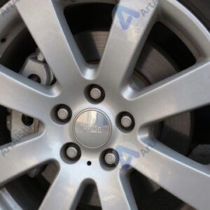 Колесо крупным планом