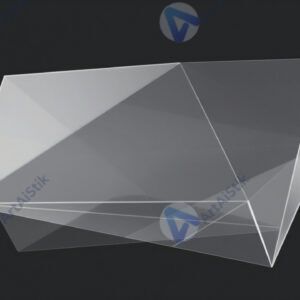 Прозрачные многоугольники наложены слоями с разной степенью прозрачности.