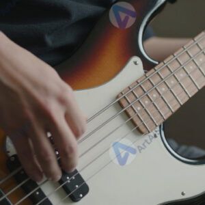 Бас‑гитара крупным планом