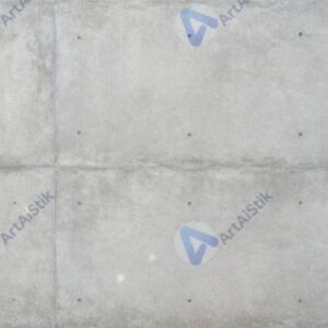 Гладкая бетонная стена с лёгкими пятнами и штрихами.