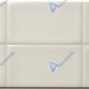 Гладкая керамическая плитка с лёгким блеском.